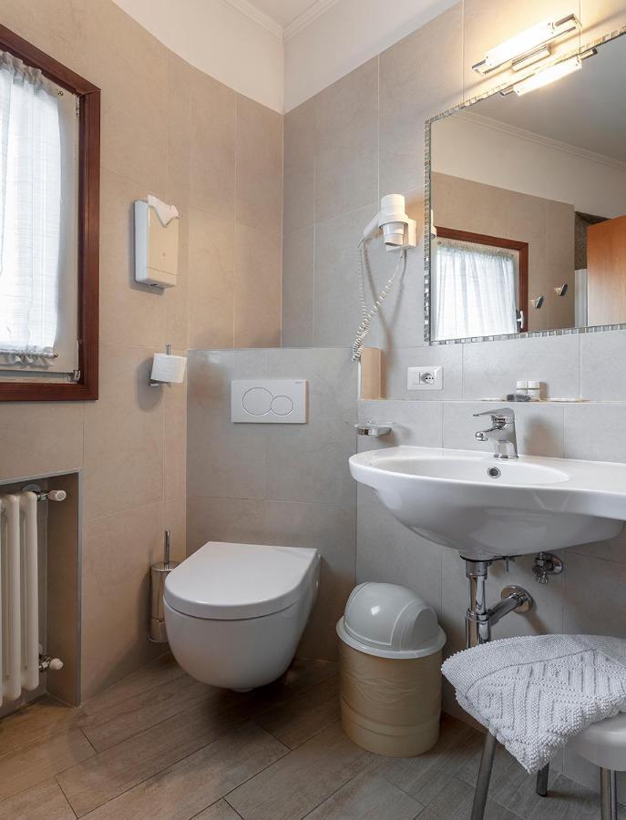 Hotel Montereale Порденоне Екстериор снимка